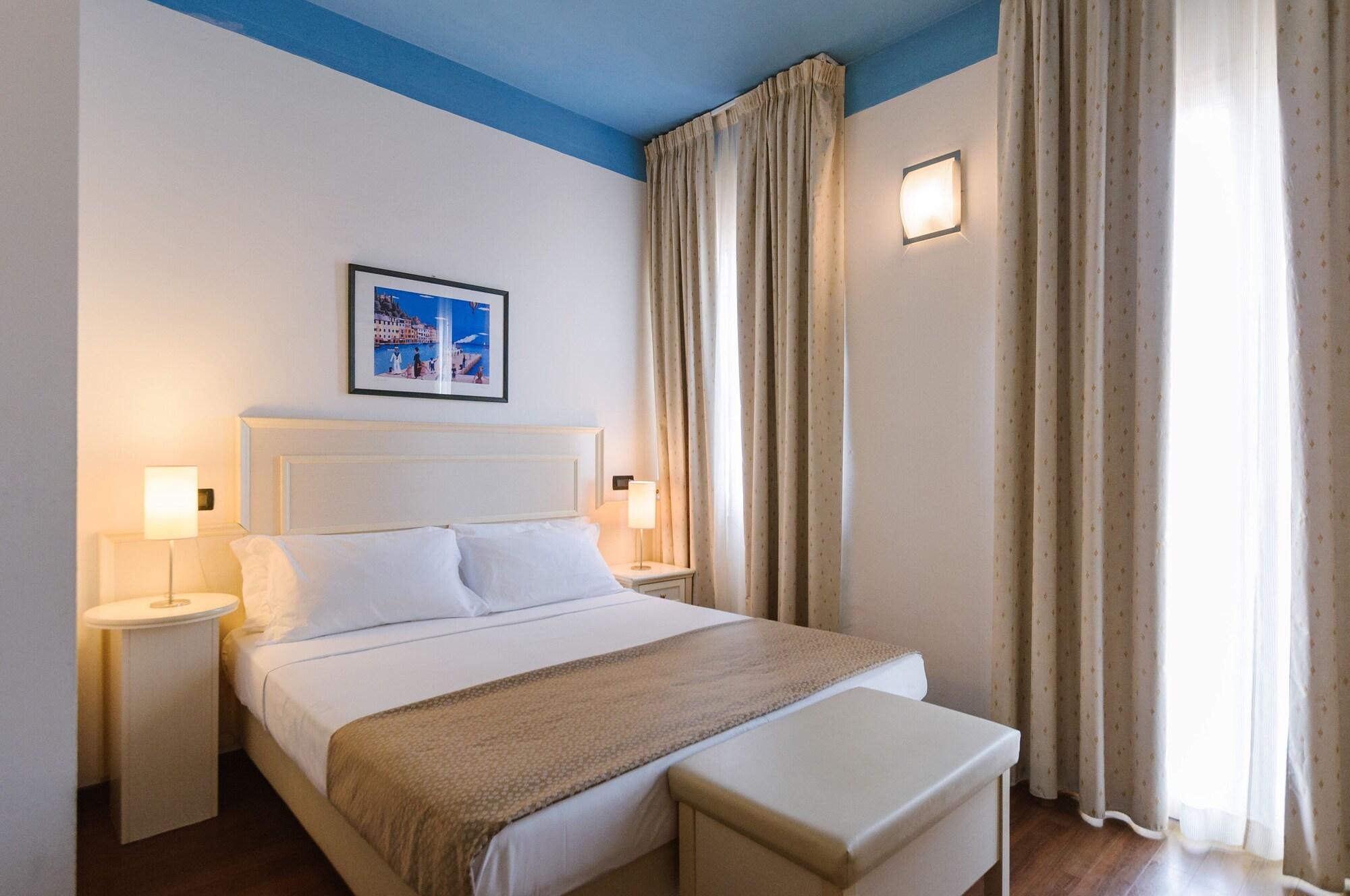 Hotel Fra I Pini Римини Екстериор снимка